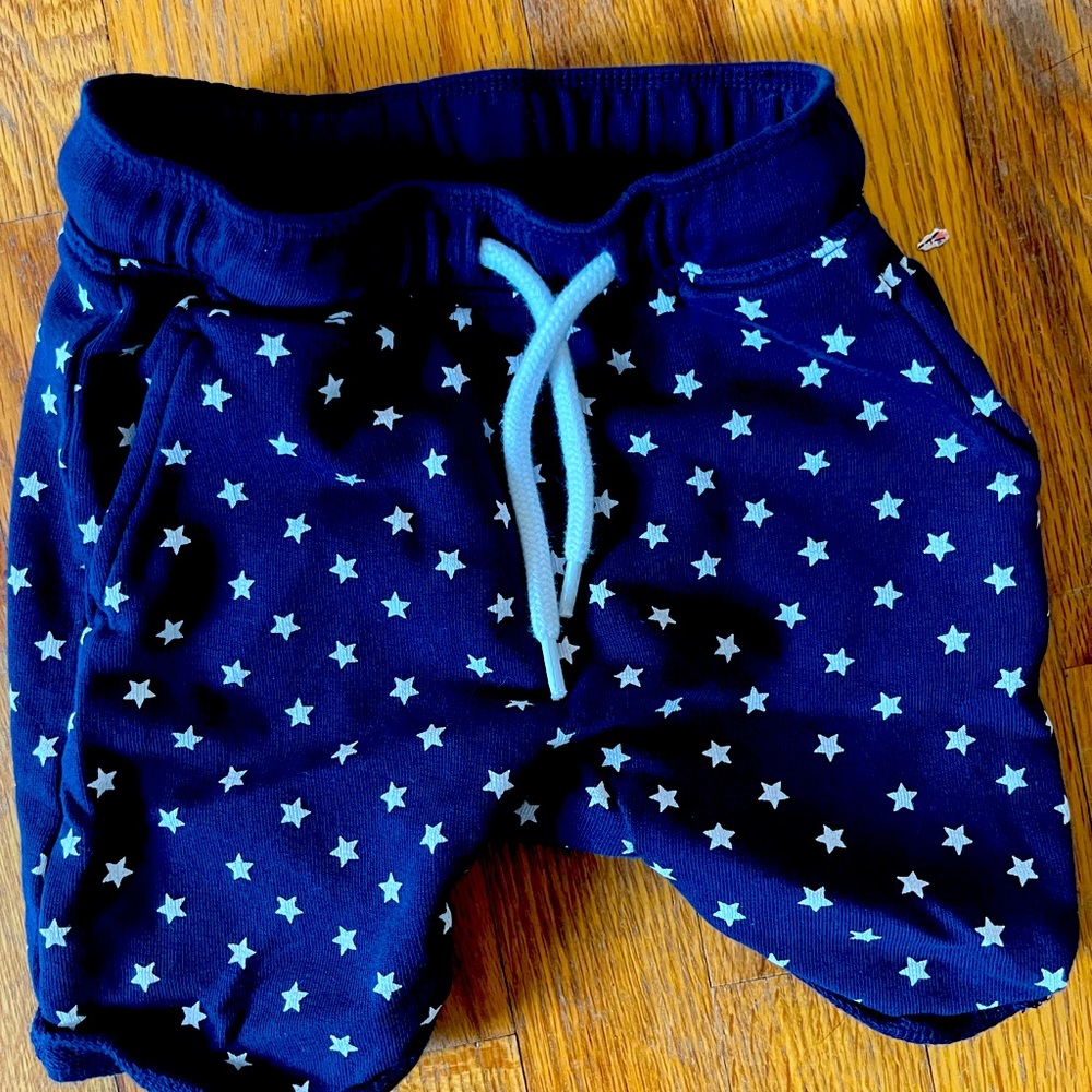 Kids star shorts excellent condition